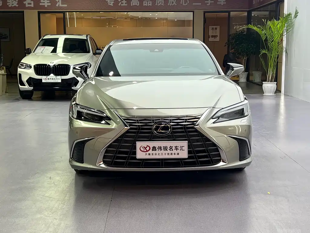 Lexus ES — фотографии объявления, Фото 4