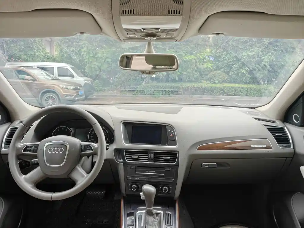 Audi Q5 (Import) — миниатюра 6