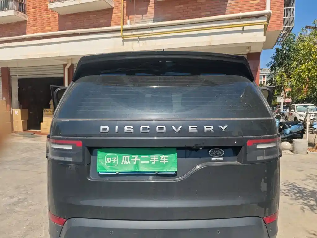 Land Rover Discovery — миниатюра 3