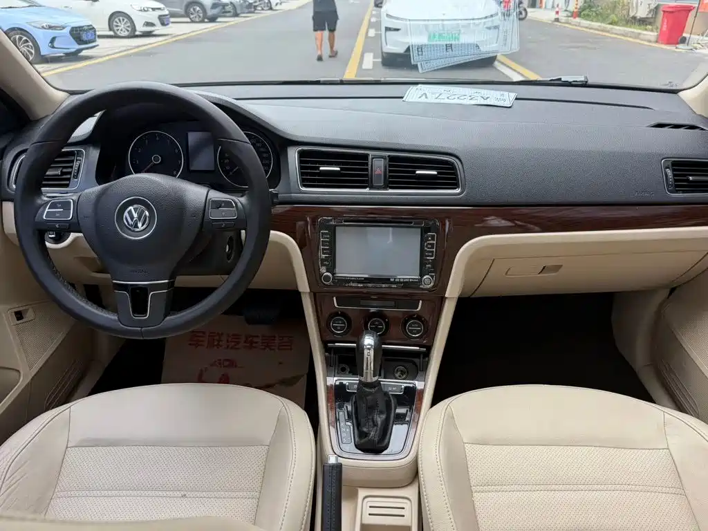 Volkswagen Lavida — миниатюра 11