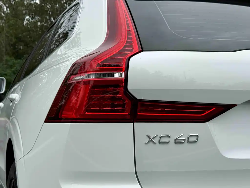 Volvo XC60 — миниатюра 14