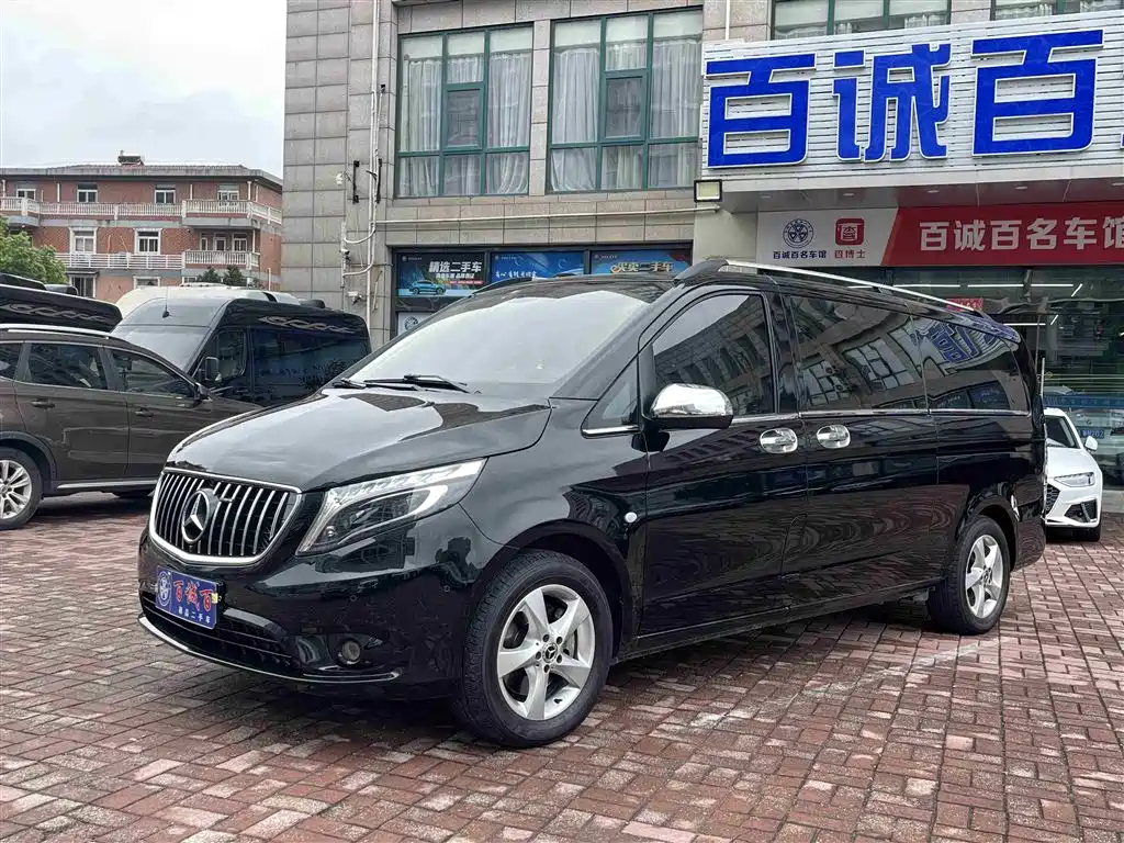 MERCEDES-BENZ VITO