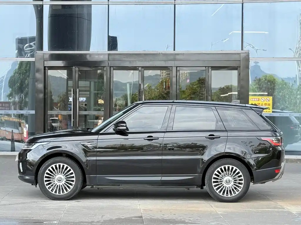 Land Rover Range Rover Sport 2018 3.0T