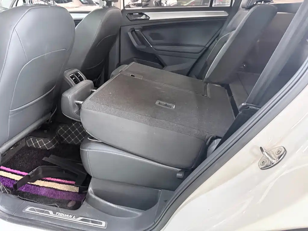 Volkswagen Tiguan L — миниатюра 11