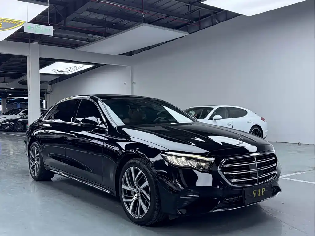 Mercedes-Benz E-Class E 2024 E 300 L Fashion