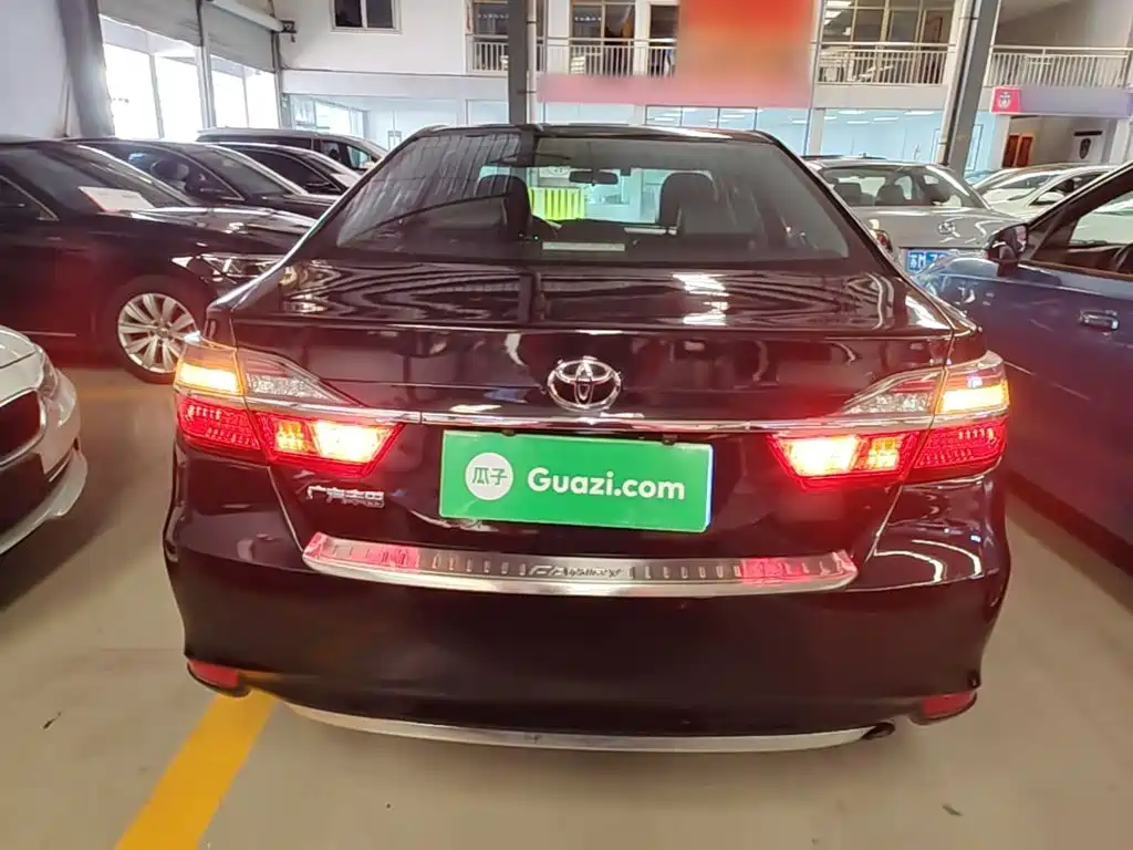 Toyota Camry — миниатюра 6