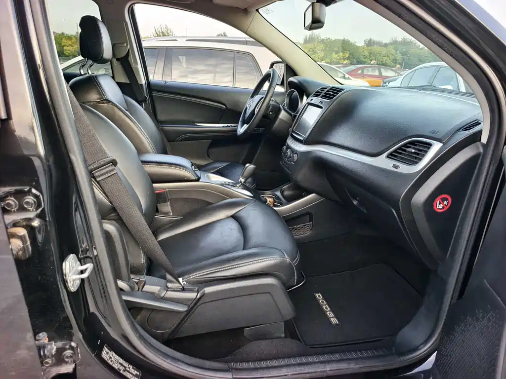 Dodge Journey — миниатюра 17