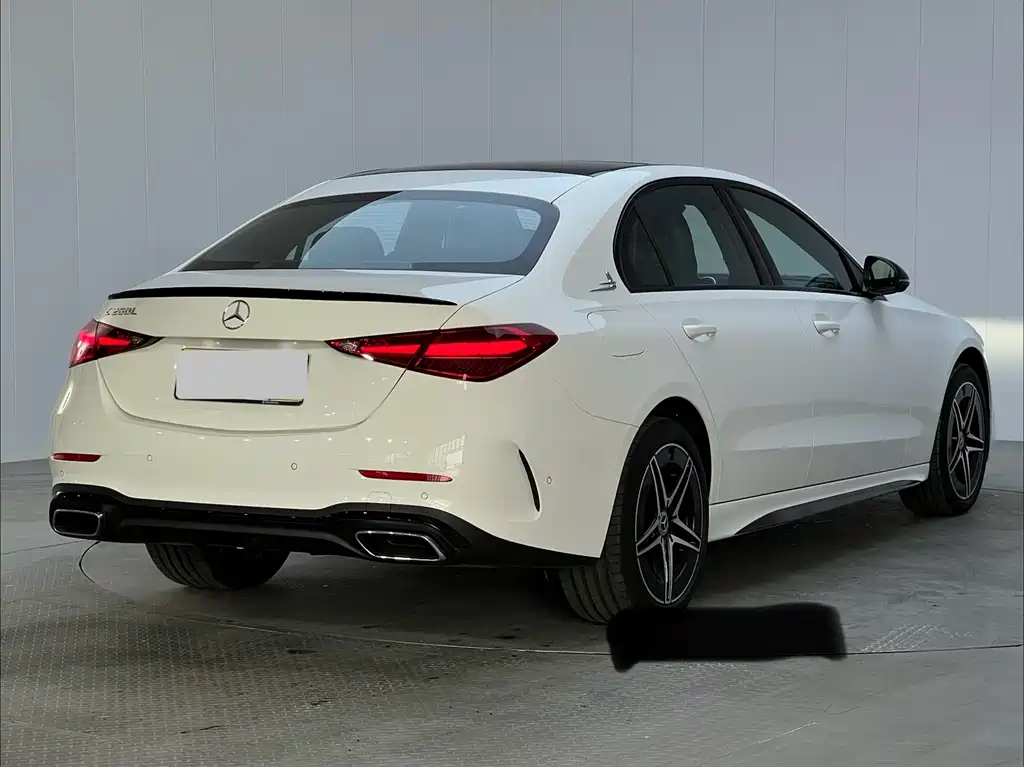 Mercedes-Benz C-Class — миниатюра 15
