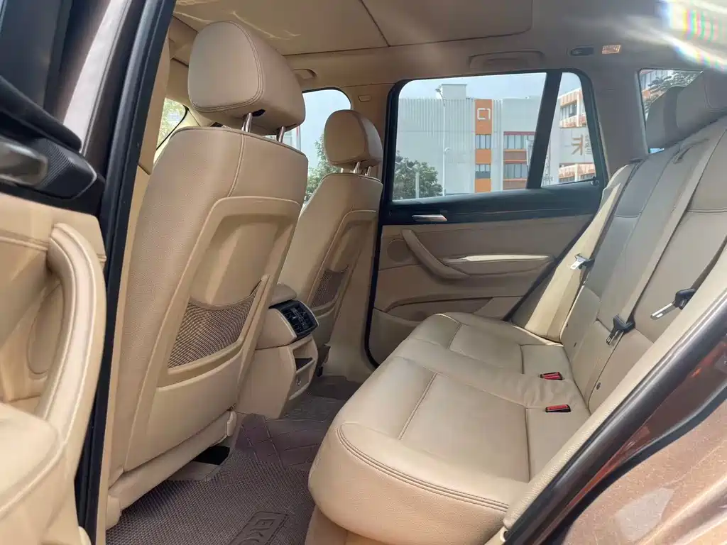 BMW X3 (Import) — миниатюра 6
