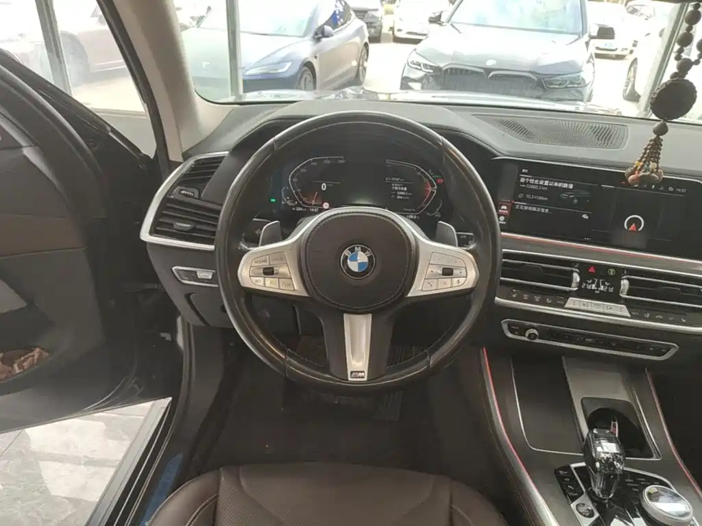 BMW X5 — миниатюра 11
