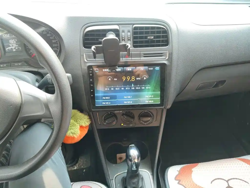 Volkswagen Polo — миниатюра 9
