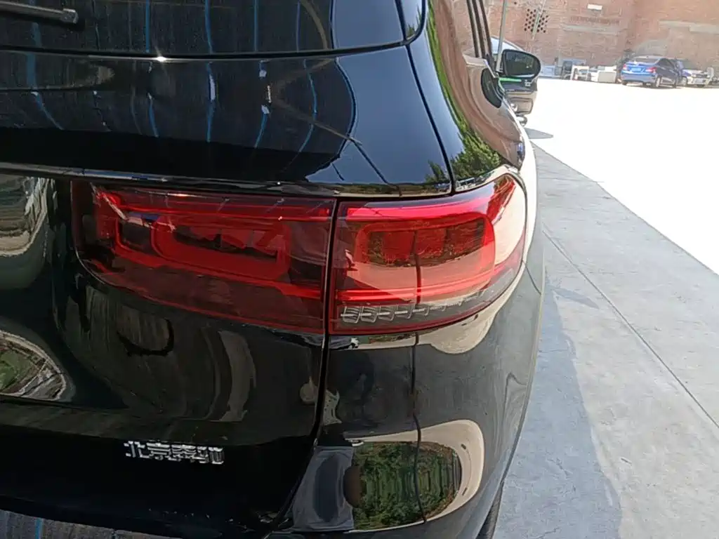 Mercedes-Benz GLB — миниатюра 8