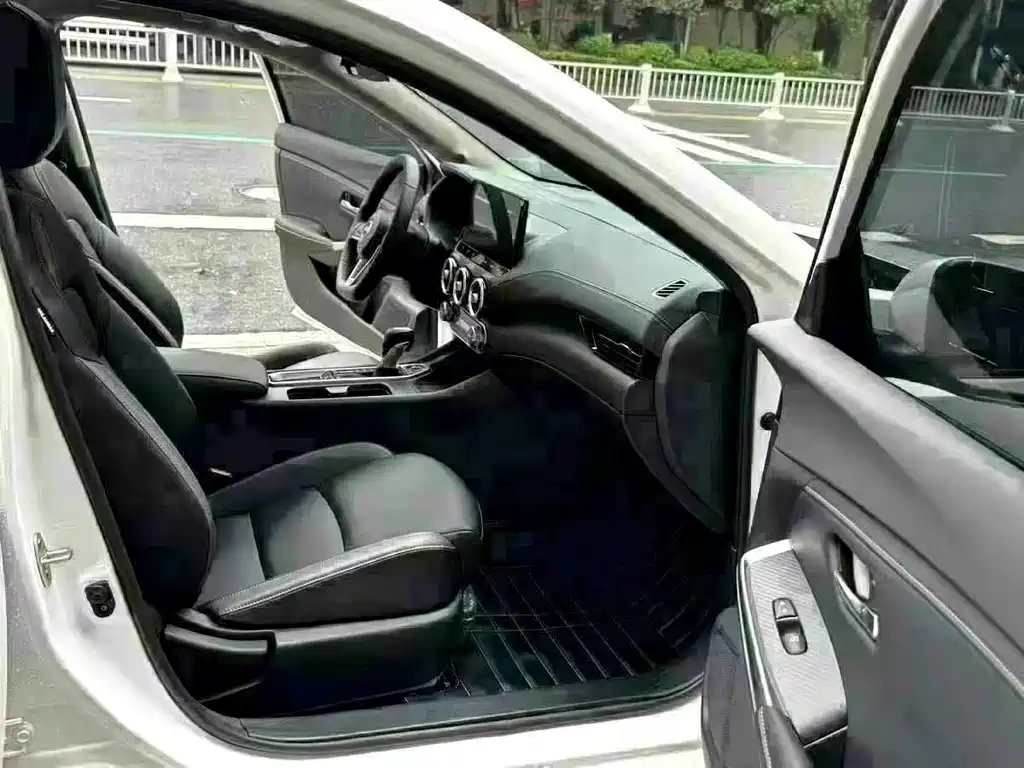 Nissan Sylphy — миниатюра 5