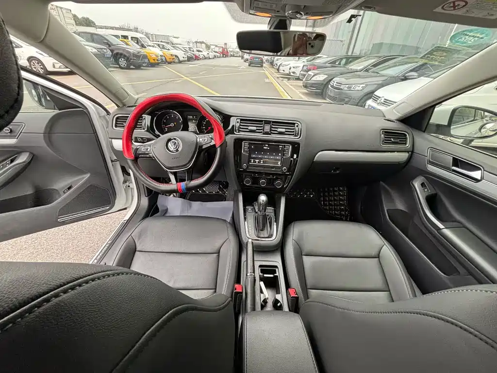 Volkswagen Sagitar — миниатюра 5