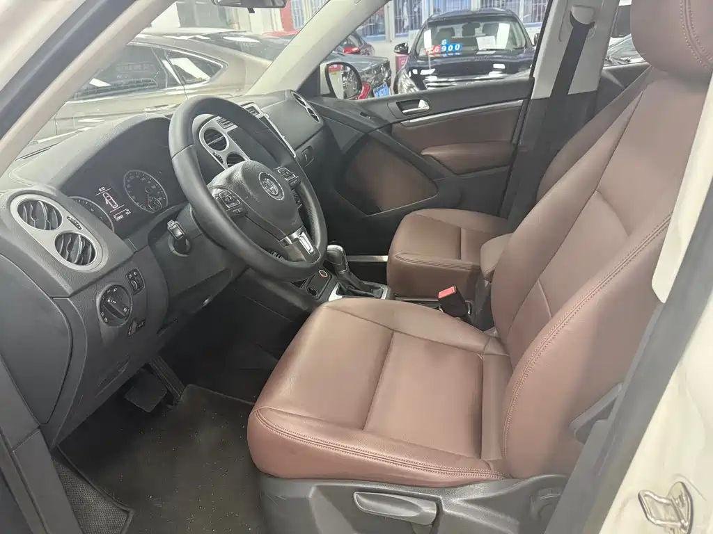 Volkswagen Tiguan — миниатюра 3