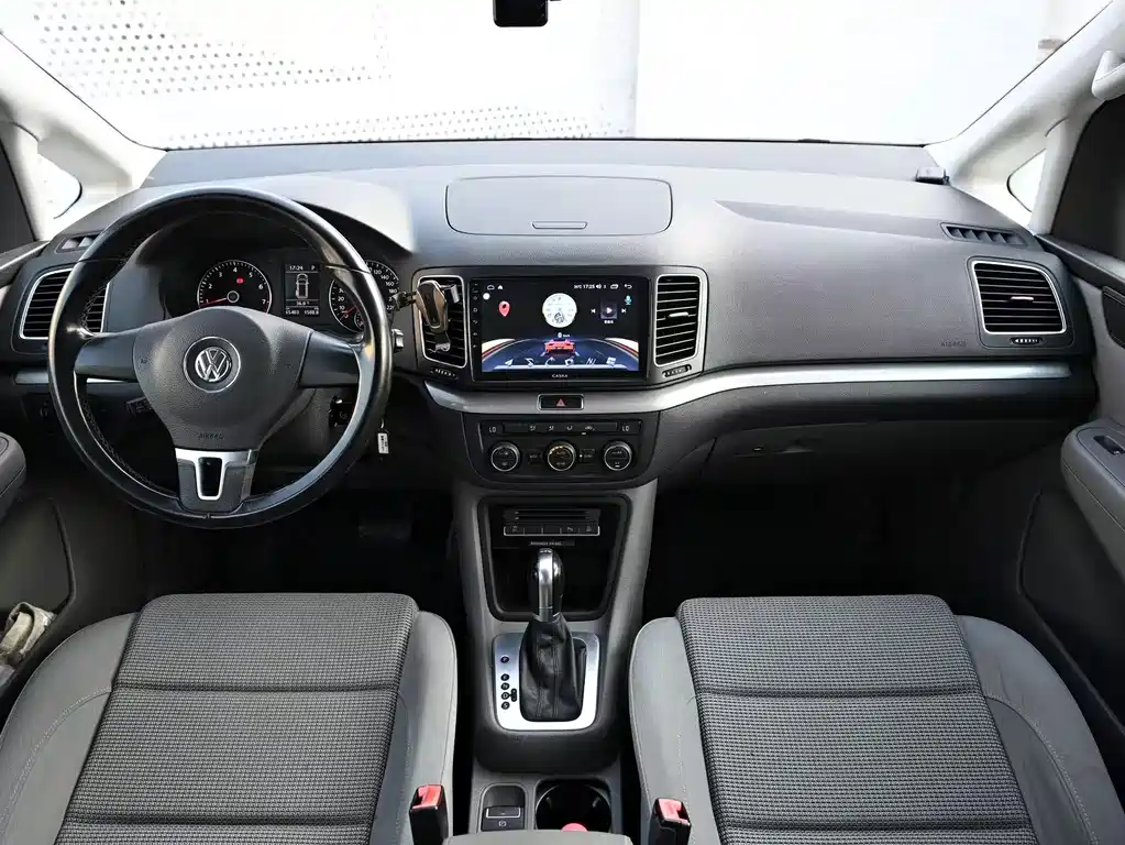 Volkswagen Sharan — миниатюра 3