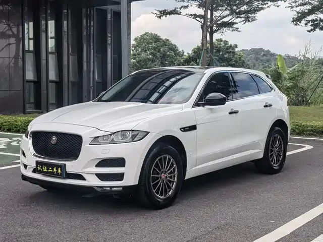JAGUAR  F PACE 2018