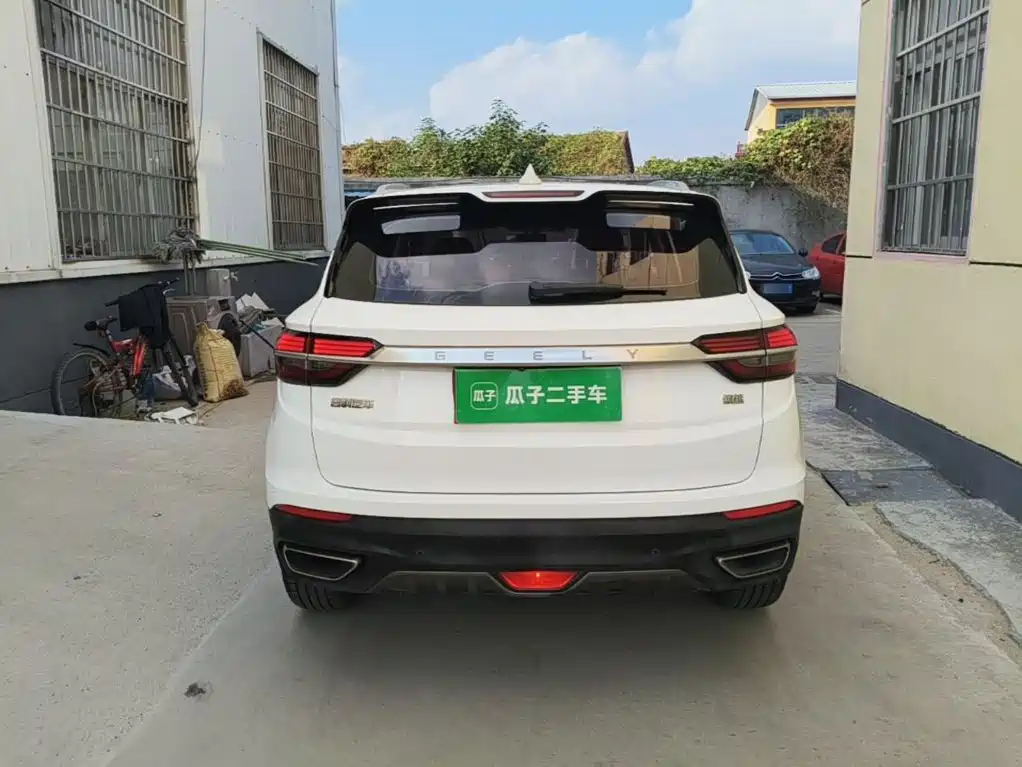 Geely Binyue — миниатюра 6