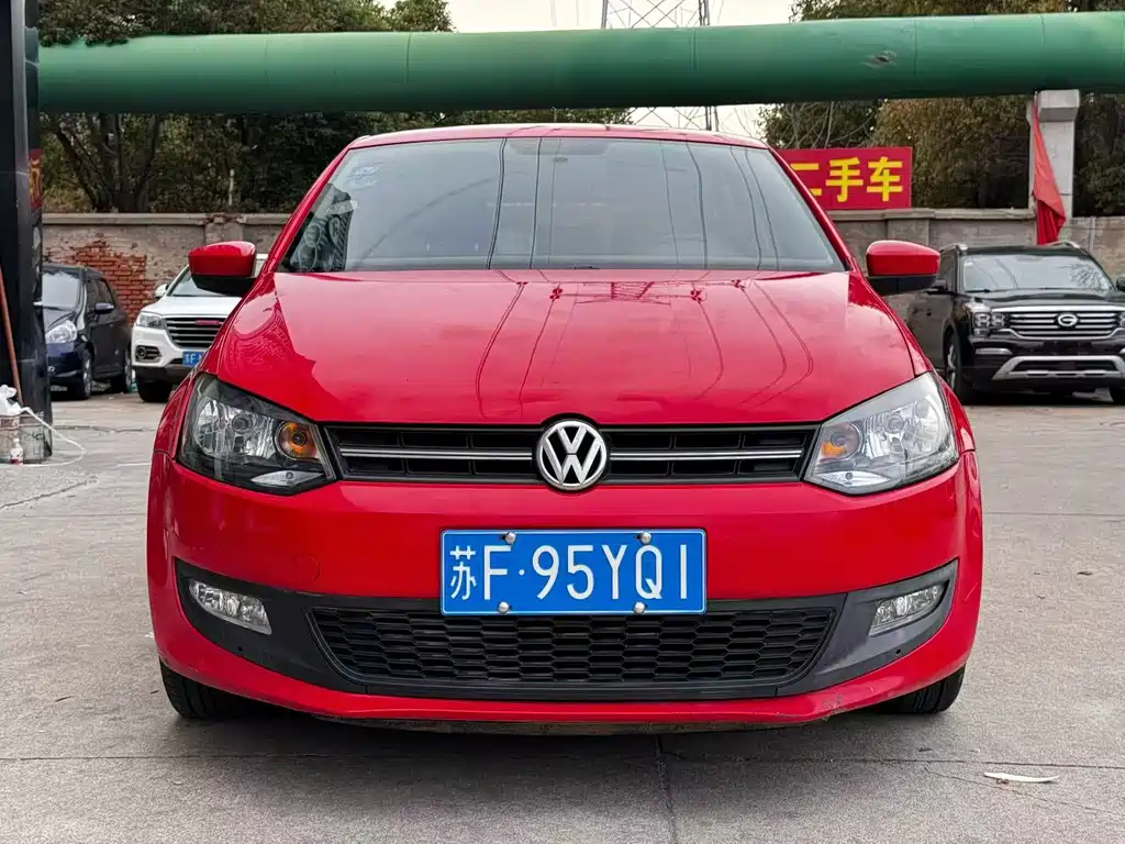 Volkswagen Polo 2011 1.6L AT