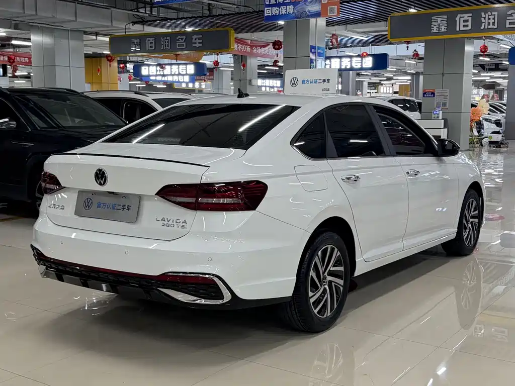 Volkswagen Lavida — миниатюра 4