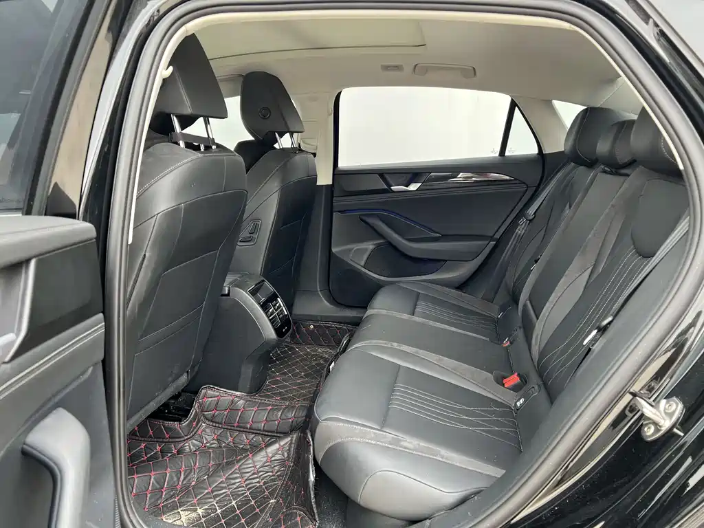 Volkswagen Magotan — миниатюра 12