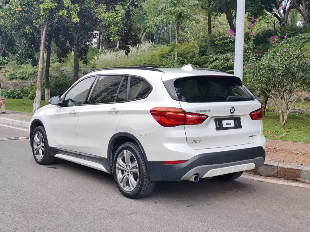BMW X1 — миниатюра 5