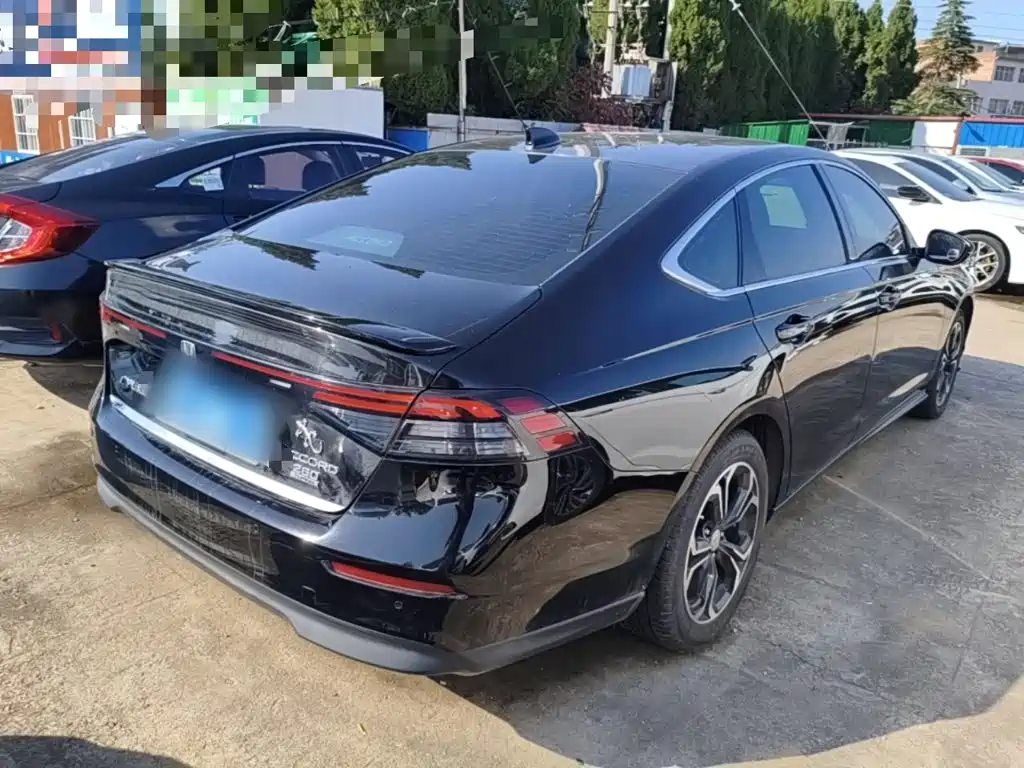 Honda Accord — миниатюра 7