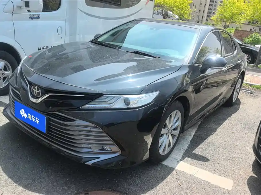 Toyota Camry 2019