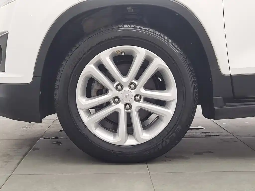 Chevrolet Trax — миниатюра 17