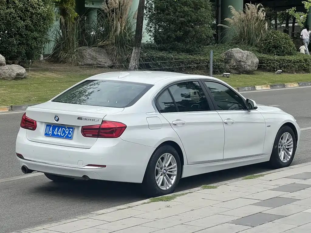 BMW 3 Series 3 2016 320Li Fashion