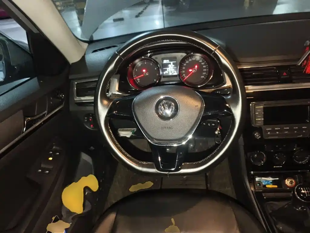 Volkswagen Bora — миниатюра 6