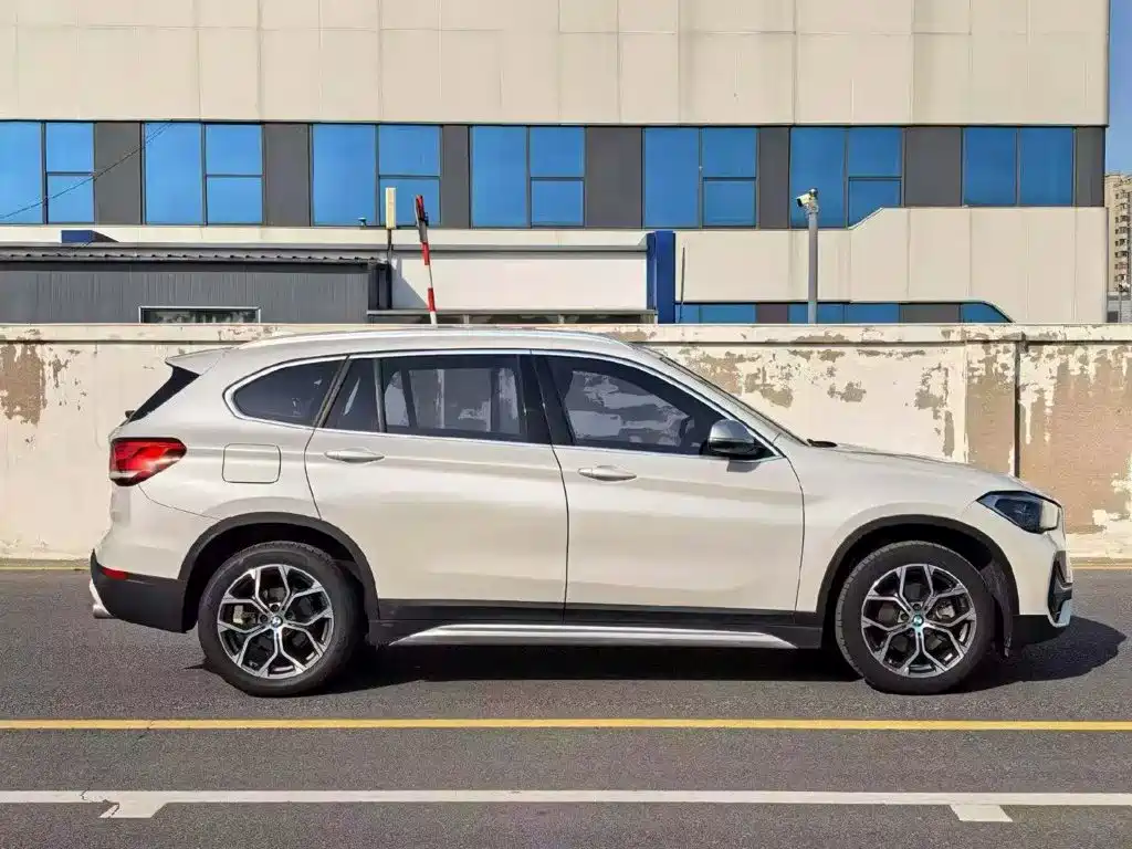 BMW X1 — миниатюра 8