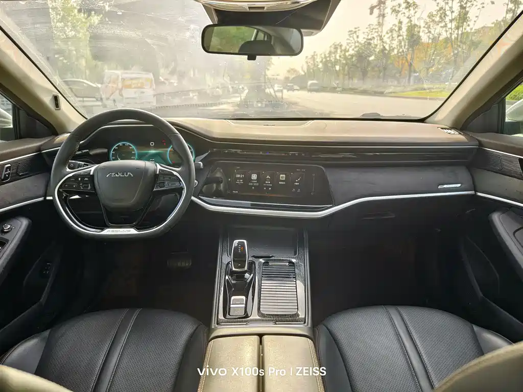 DONGFENG YI HYUN MAX