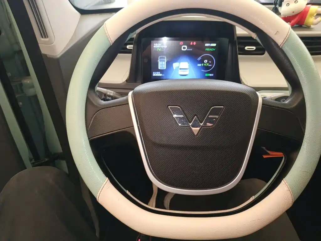 Wuling MINIEV — миниатюра 11