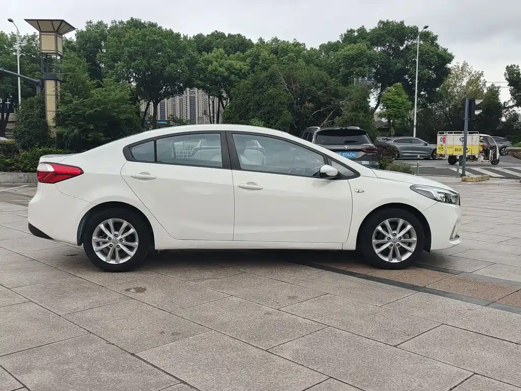 Kia K3 — миниатюра 7