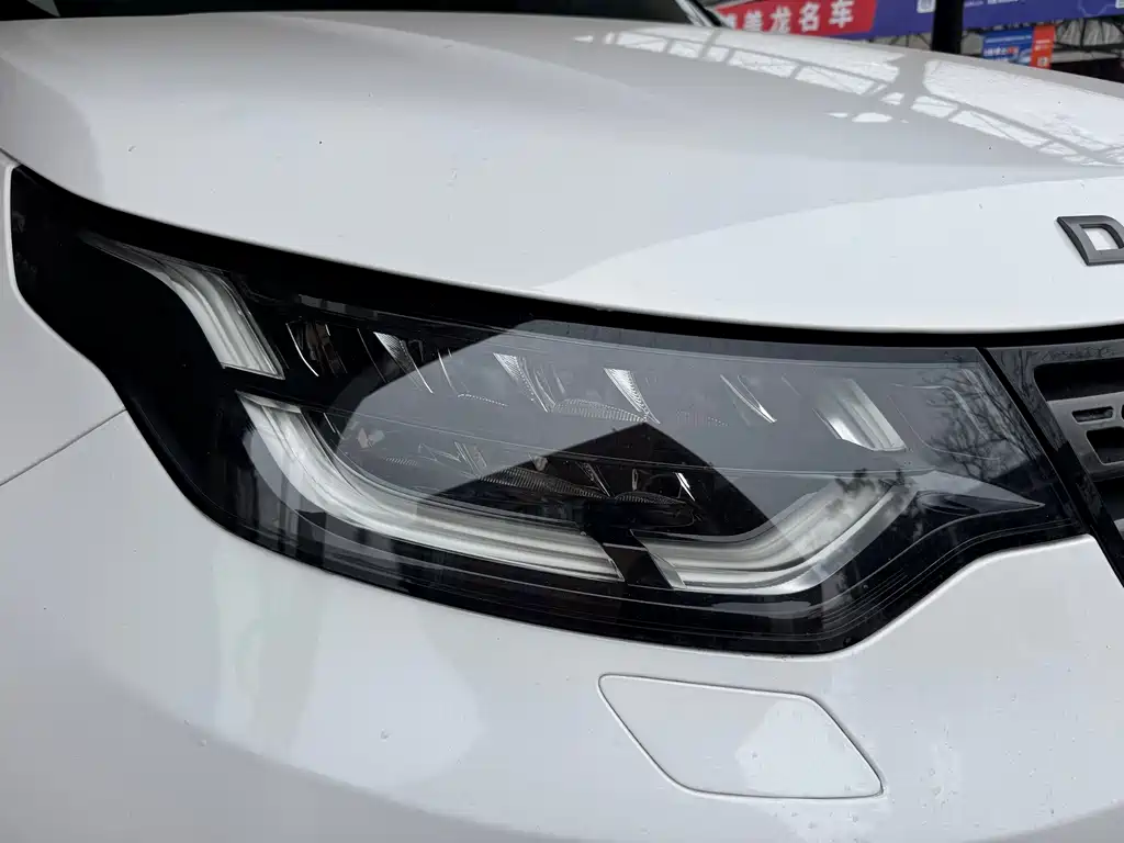 Land Rover Discovery — миниатюра 4