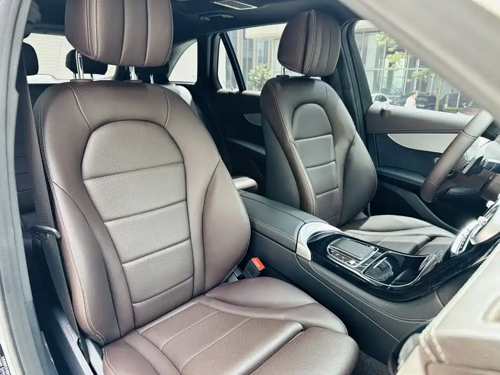Mercedes-Benz GLC 2022 GLC 260 L 4MATIC