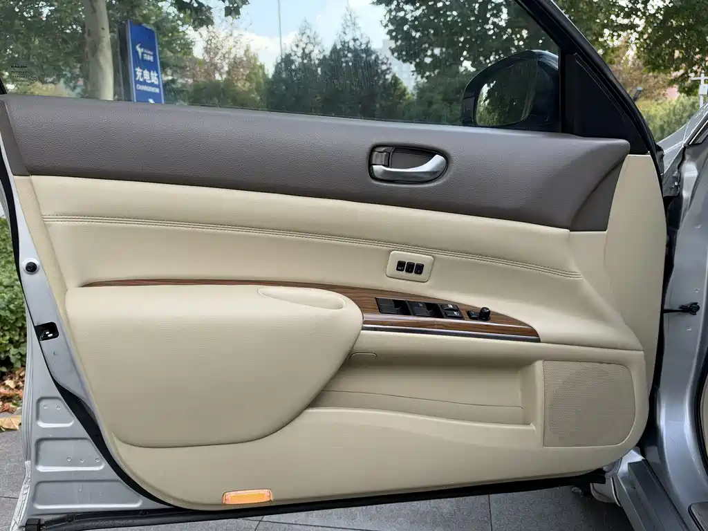 Nissan Teana — миниатюра 7