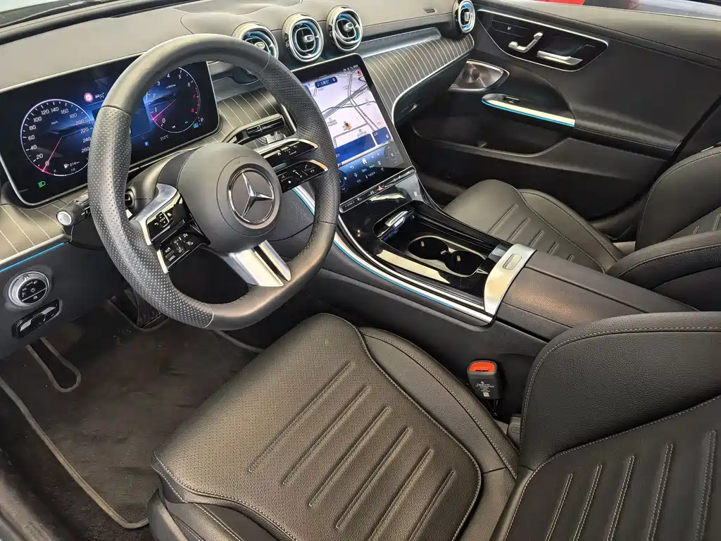 Mercedes-Benz C-Class — миниатюра 14
