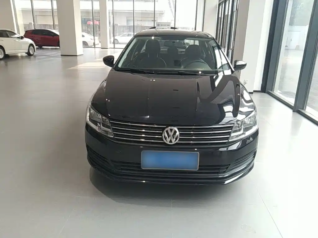 Volkswagen Lavida — миниатюра 3