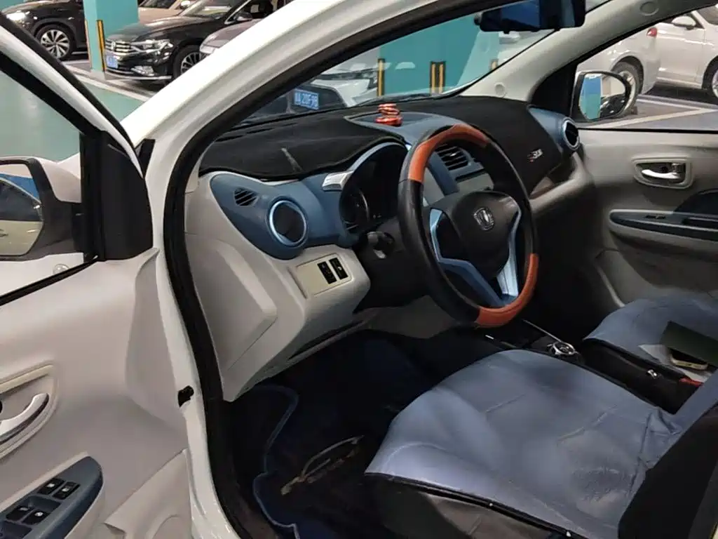 Changan Benben E-Star — миниатюра 18
