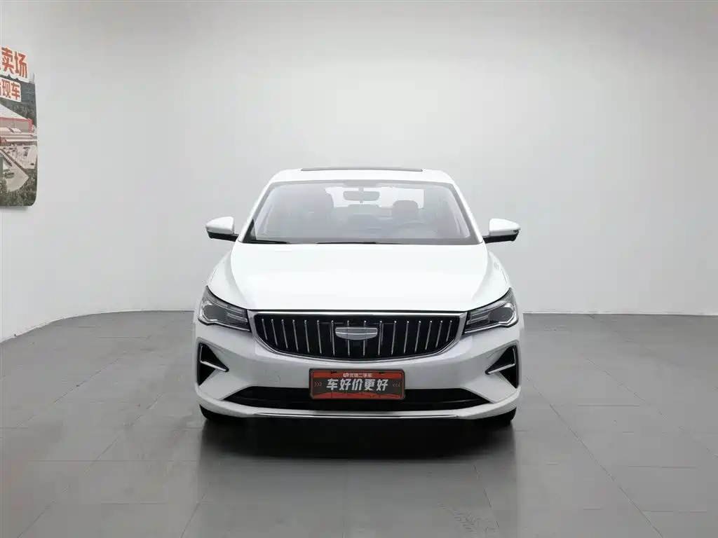 Geely Emgrand 2025 4 1.5L CVT Flagship