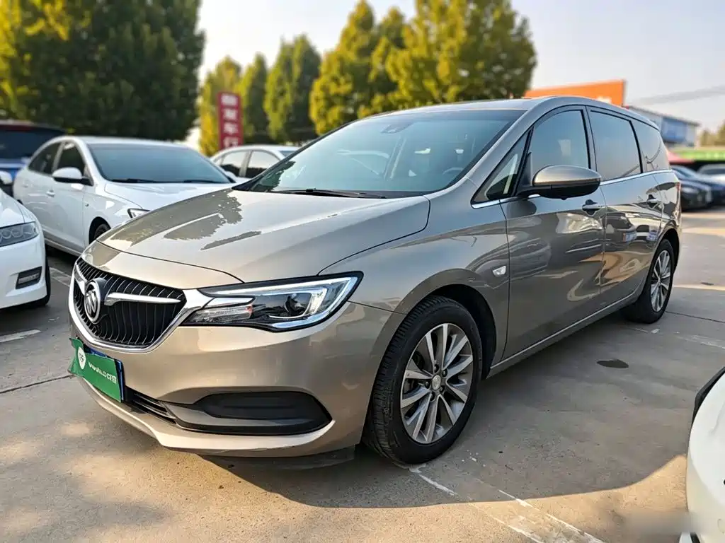 Buick GL6