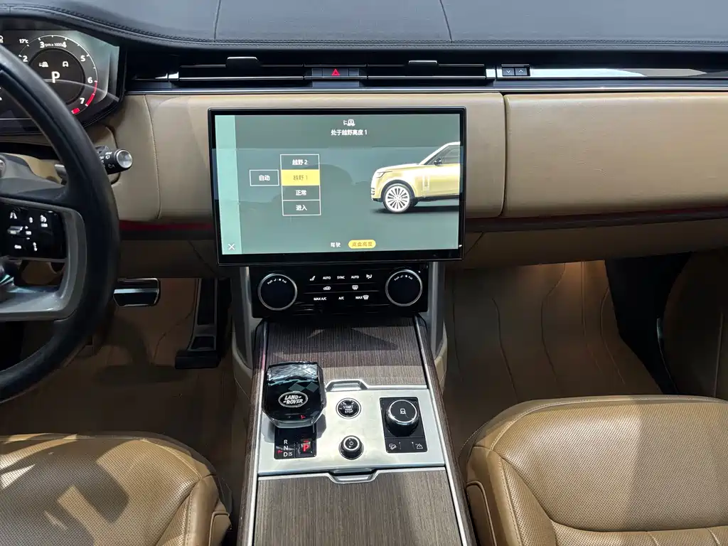Land Rover Range Rover — миниатюра 19