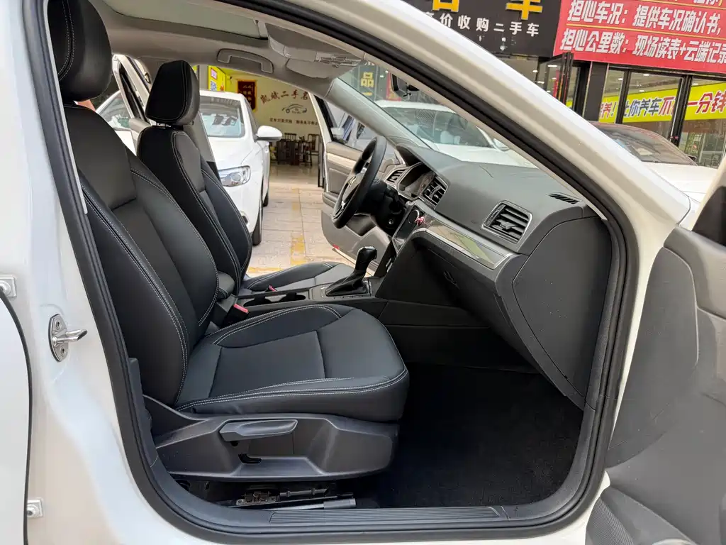 Volkswagen Lamando — миниатюра 6