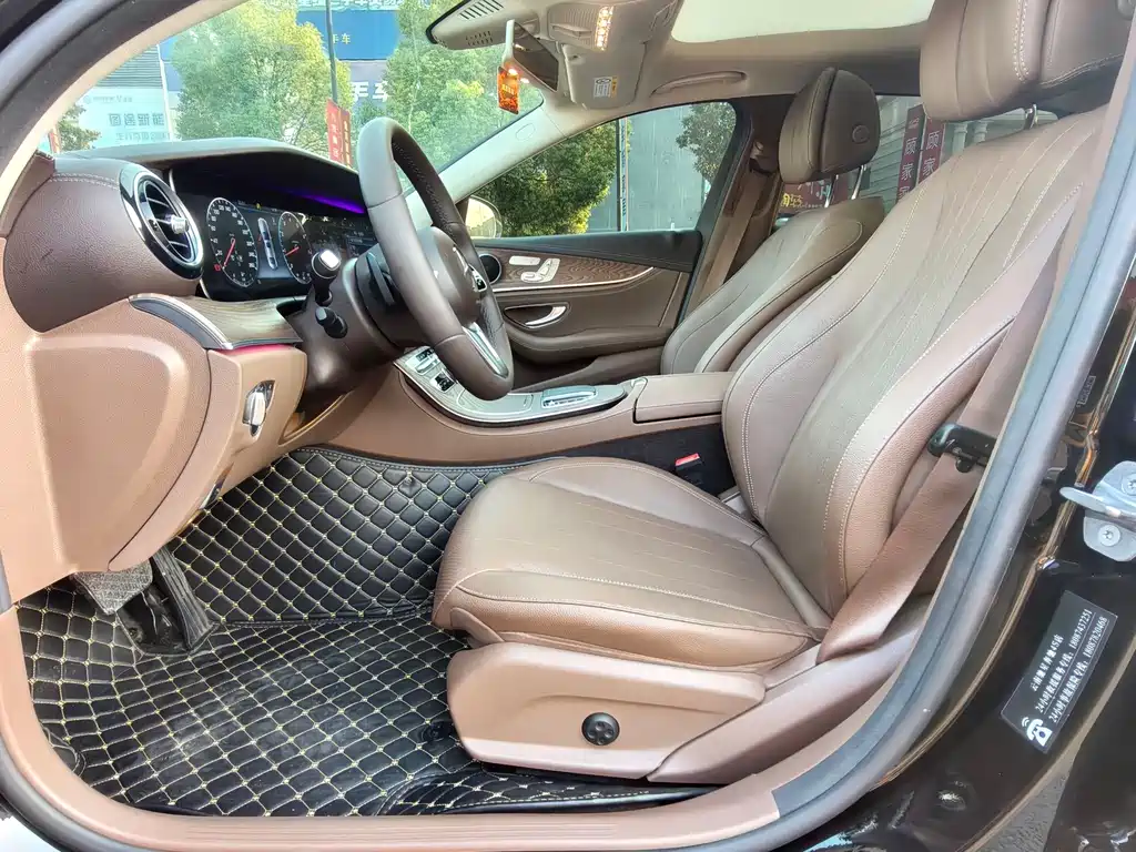 Mercedes-Benz E-Class — миниатюра 14