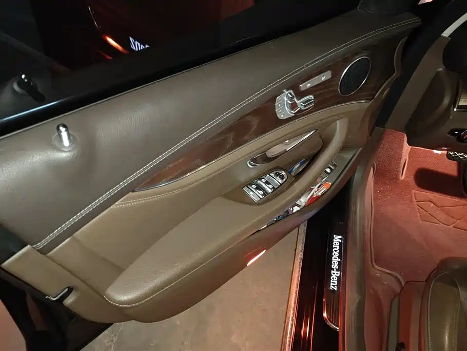 Mercedes-Benz E-Class E 2020 E 300 L Fashion