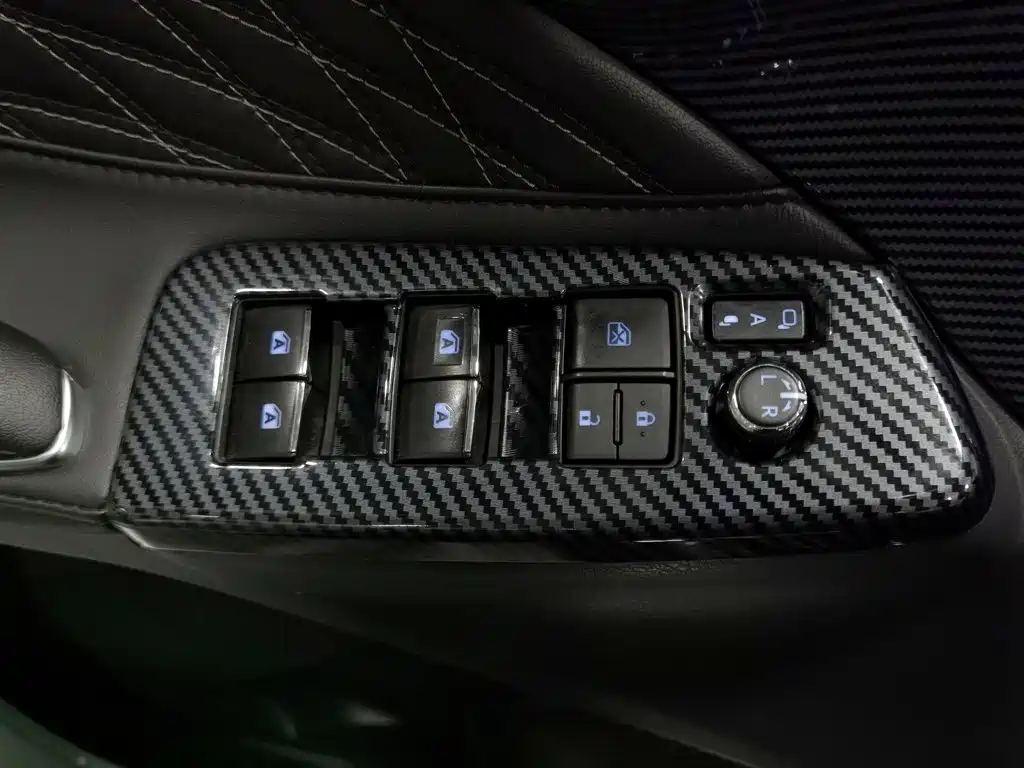 Toyota Avalon — миниатюра 9