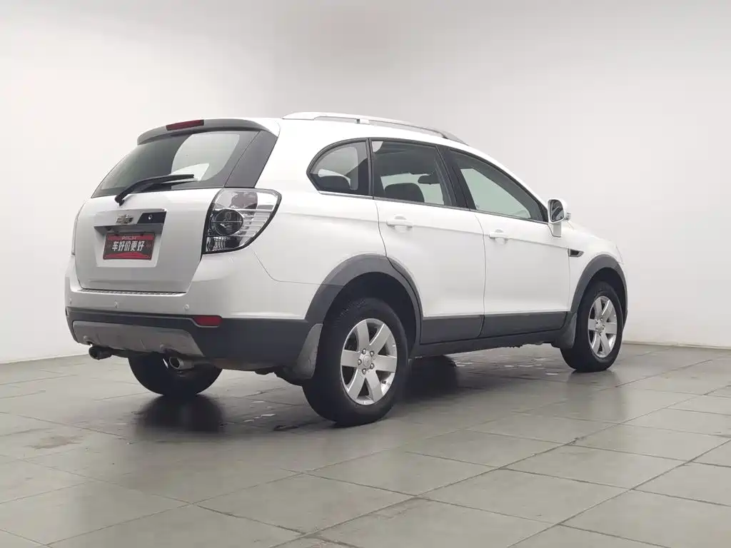 Chevrolet Captiva — миниатюра 2