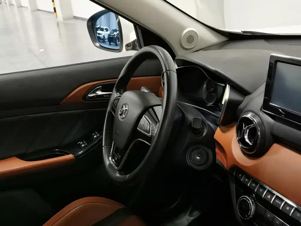 BAIC Senova X35 — миниатюра 22